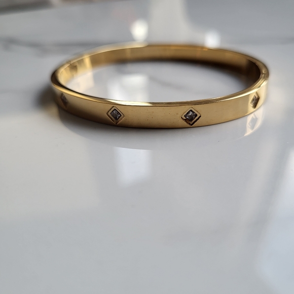 18K Gold Plated Diamond Square Cuff bracelet Jewelry Hypoallergenic Gift - Picture 6 of 8